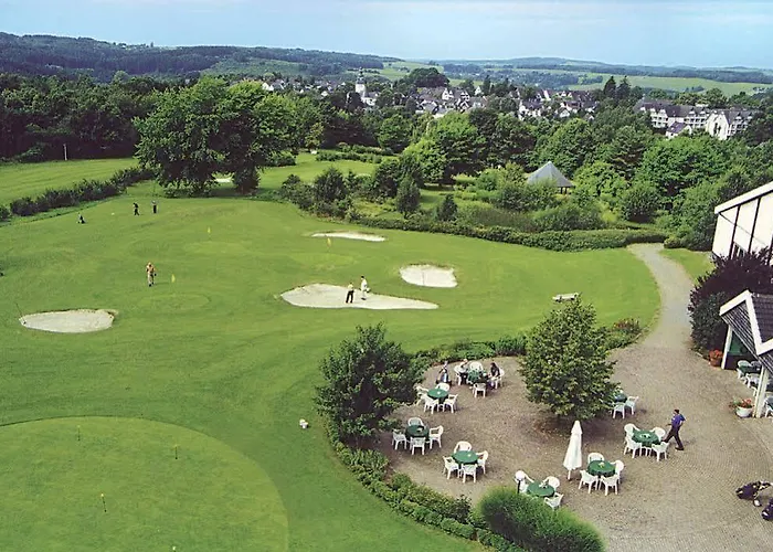 Parkhotel ホテル 4*